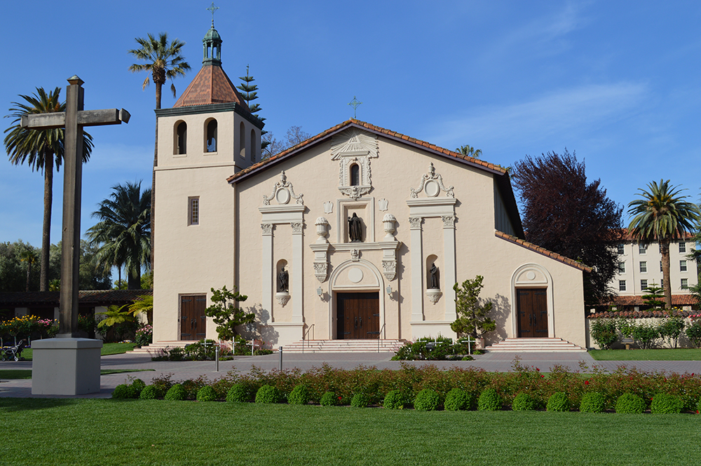 圣塔克拉拉教会的外观。