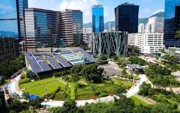 城市里的太阳能电池板结构。